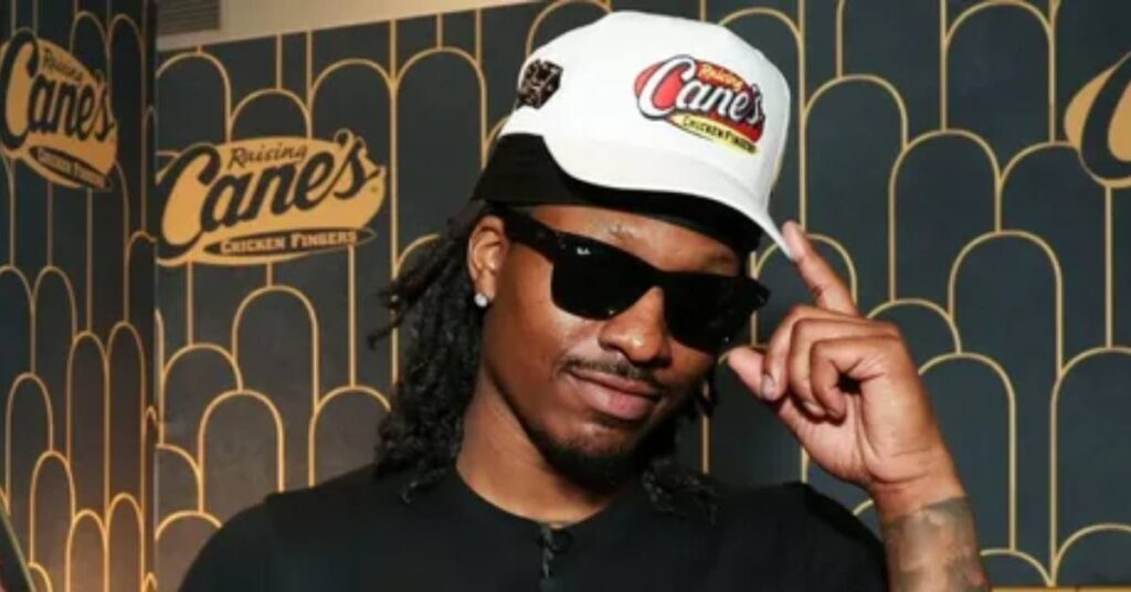 How Tall Is Duke Dennis